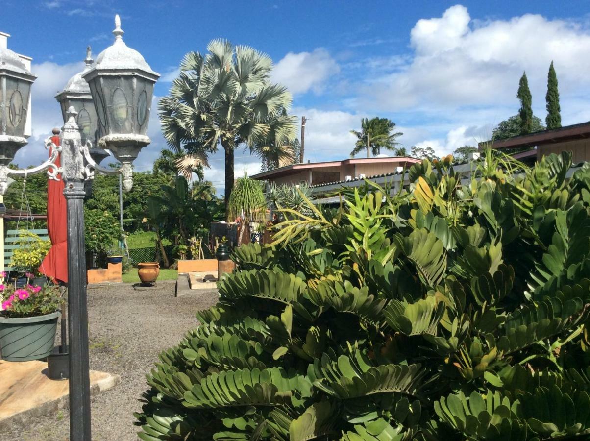 Mediteranean Style Ohana Rental / Garden Bungalow In Pahoa Honolulu Landing Esterno foto