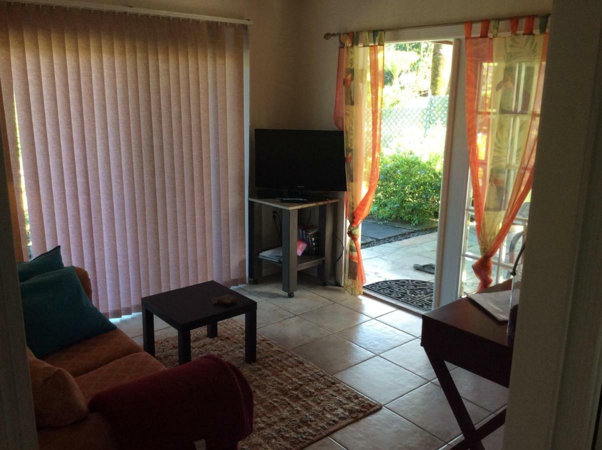 Mediteranean Style Ohana Rental / Garden Bungalow In Pahoa Honolulu Landing Esterno foto